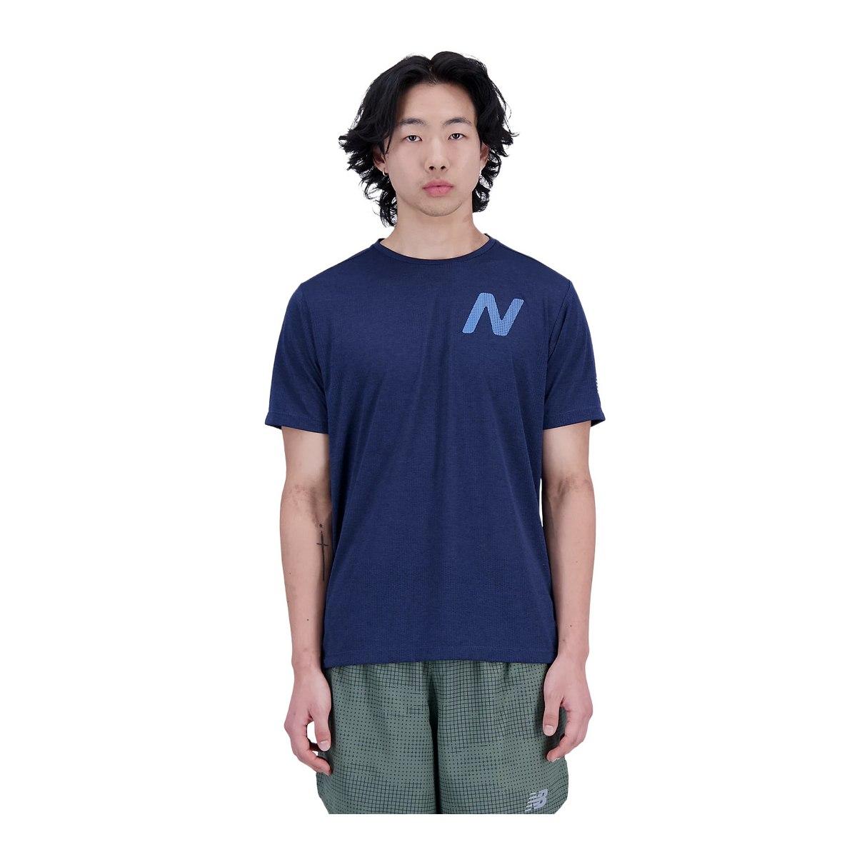 T-Shirt Uomo New Balance Graphic Impact Run Short Sleeve - Colore Navy Multi