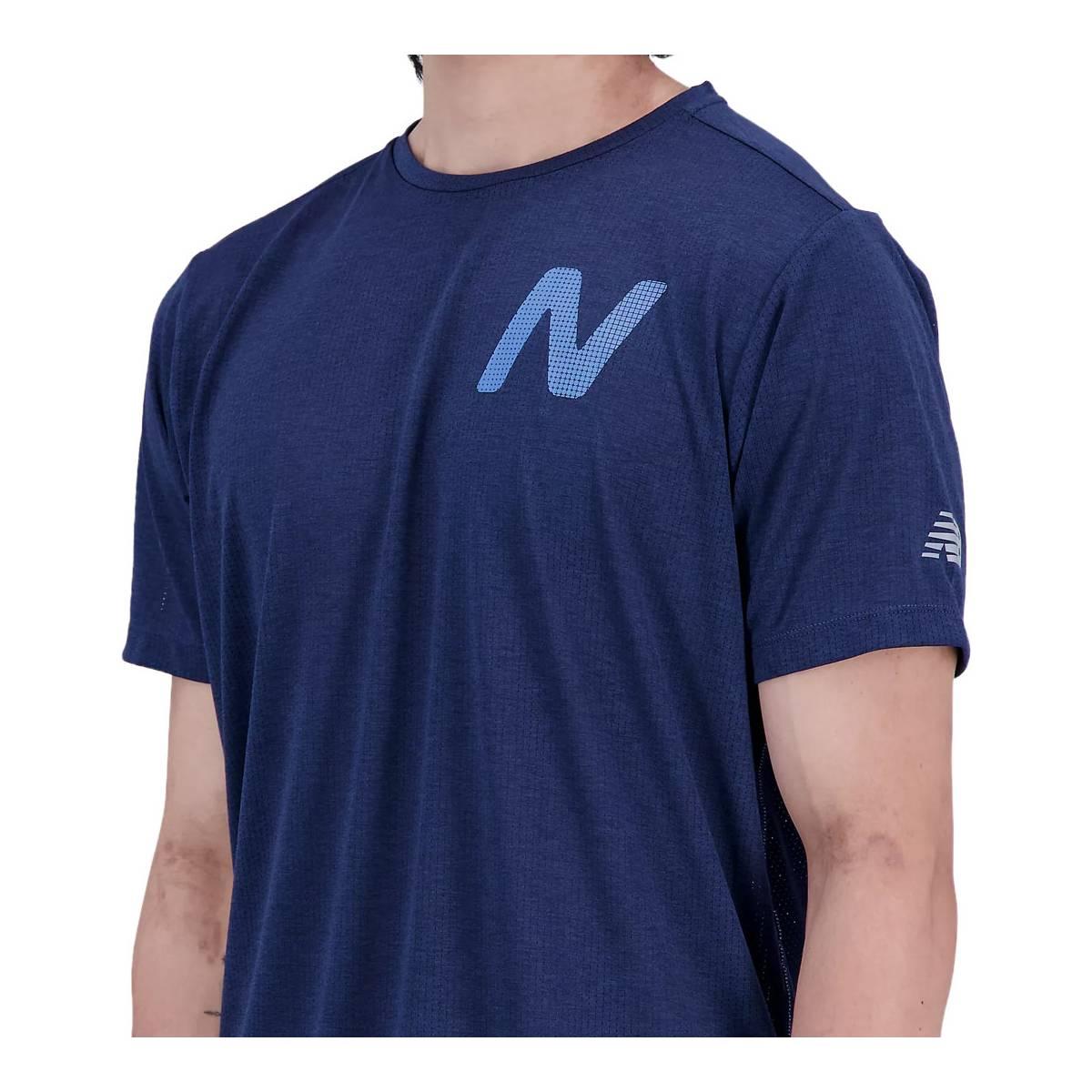 T-Shirt Uomo New Balance Graphic Impact Run Short Sleeve - Colore Navy Multi