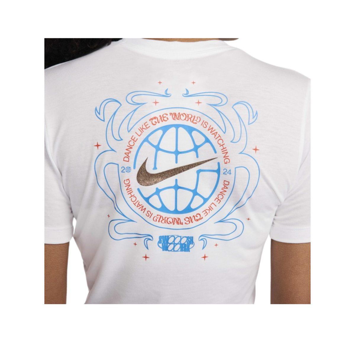 Nike Sportswear Women's Short-Sleeve T-Shirt Crop