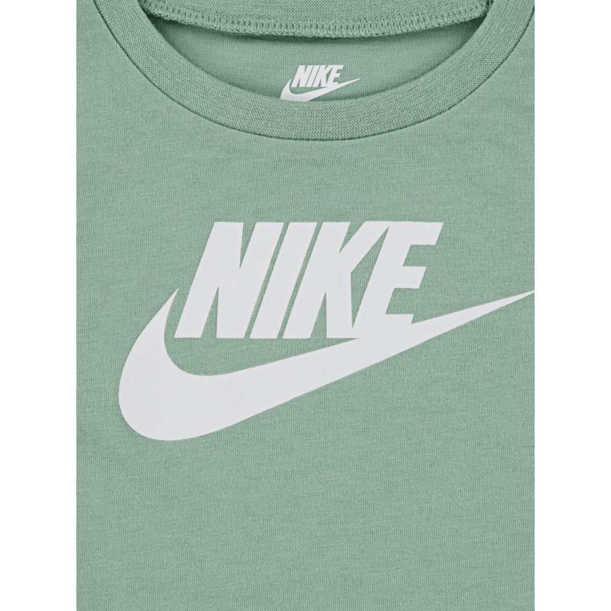Nike Club Tee & Short Set Neonato