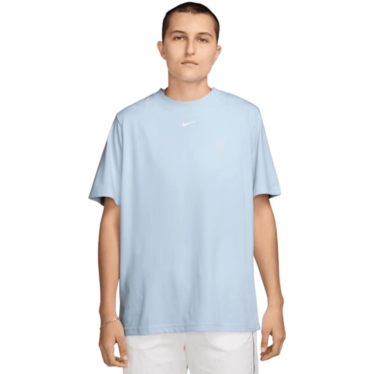 Nike Sportswear Essential T-Shirt
